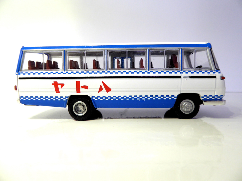 Illustration for article titled Hot Sixty 4th: Let's take the bus on Samurai Saturday
